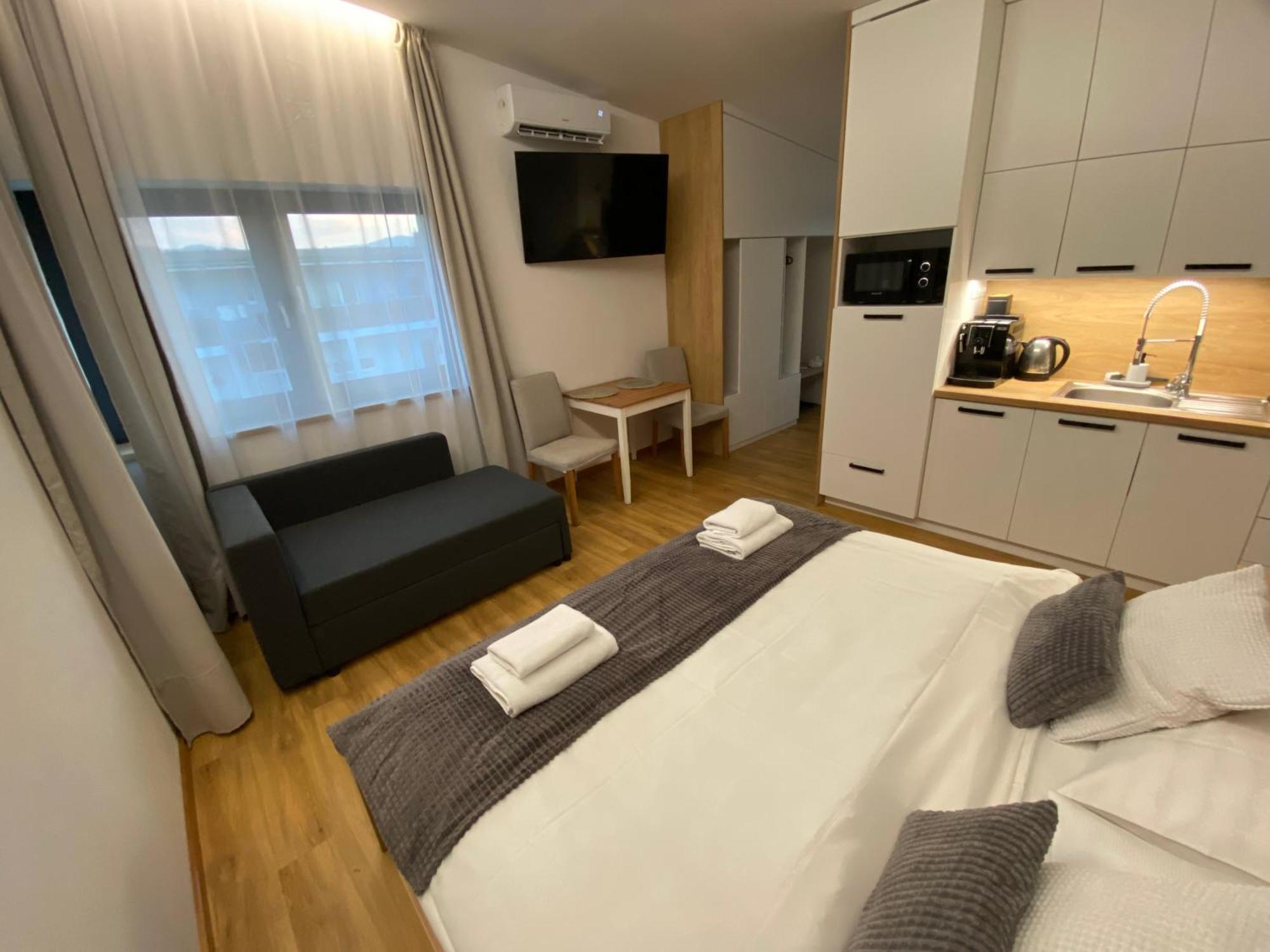 شقة Familyfithouse Bystrice  المظهر الخارجي الصورة